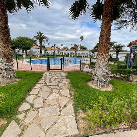Bungalow Para 6 Pax A 7 Minutos De Playa Albir L'Alfas del Pi Eksteriør bilde