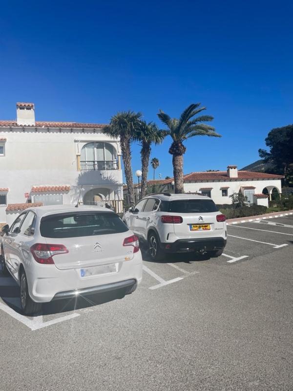 Bungalow Para 6 Pax A 7 Minutos De Playa Albir L'Alfas del Pi Eksteriør bilde
